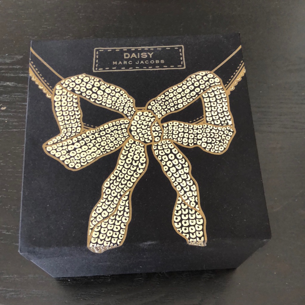 Daisy Marc Jacobs Box